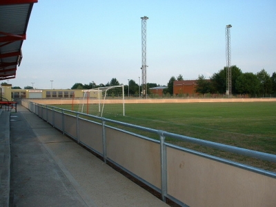 Galvanised steel spectator safety handrail, Bridgewater