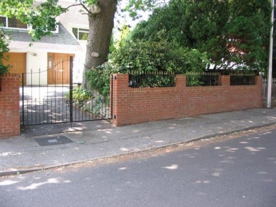 Fabricated, arched drive gates and railings, Bournemouth.